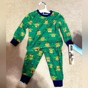 Star Wars baby Yoda Christmas pjs size 18 month NWT